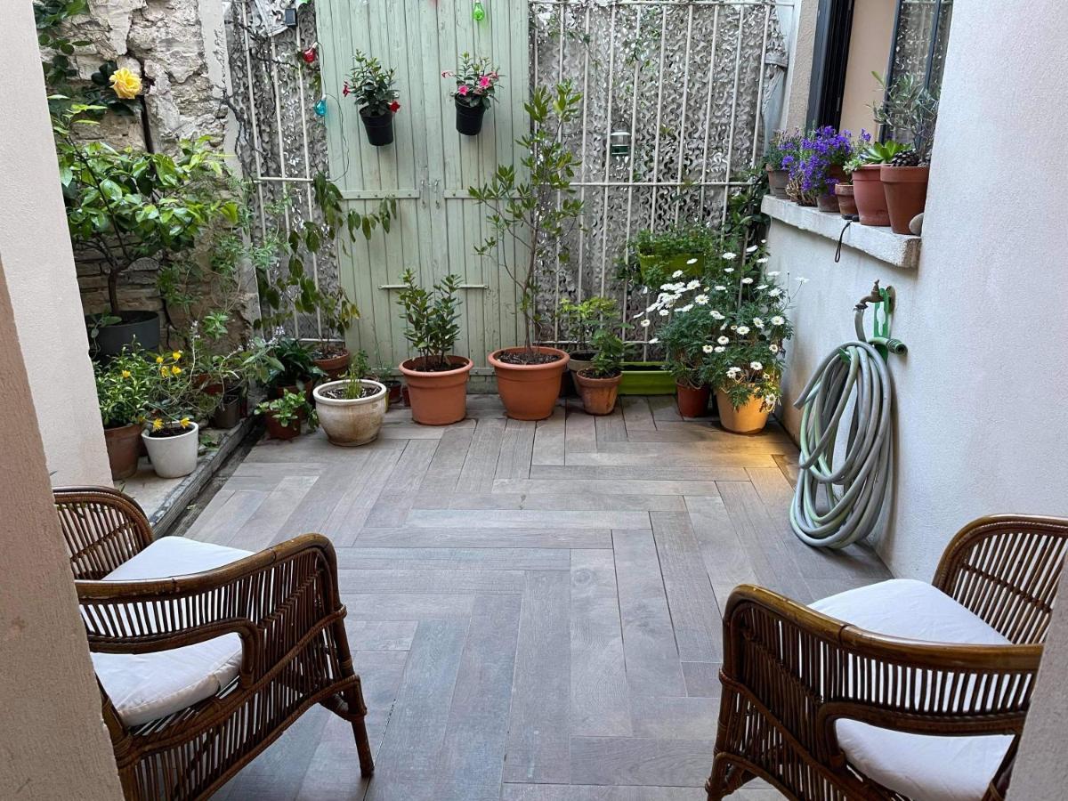 Appartement Au Centre De La Venise Provencale L'Isle-sur-la-Sorgue Bagian luar foto