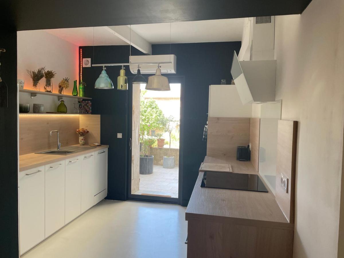 Appartement Au Centre De La Venise Provencale L'Isle-sur-la-Sorgue Bagian luar foto